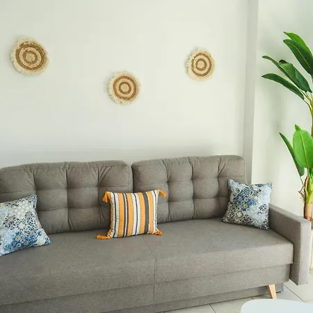 Oak 32 Apartment, Pilona Apartment